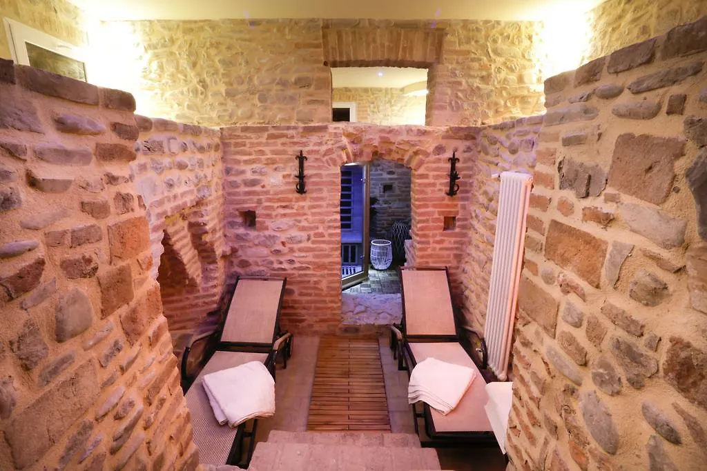 Castello Di Marano Sul Panaro - Room & Breakfast Italy