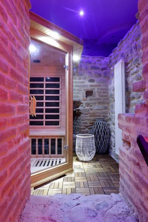 Castello Di Marano Sul Panaro - Room & Breakfast Guest house
