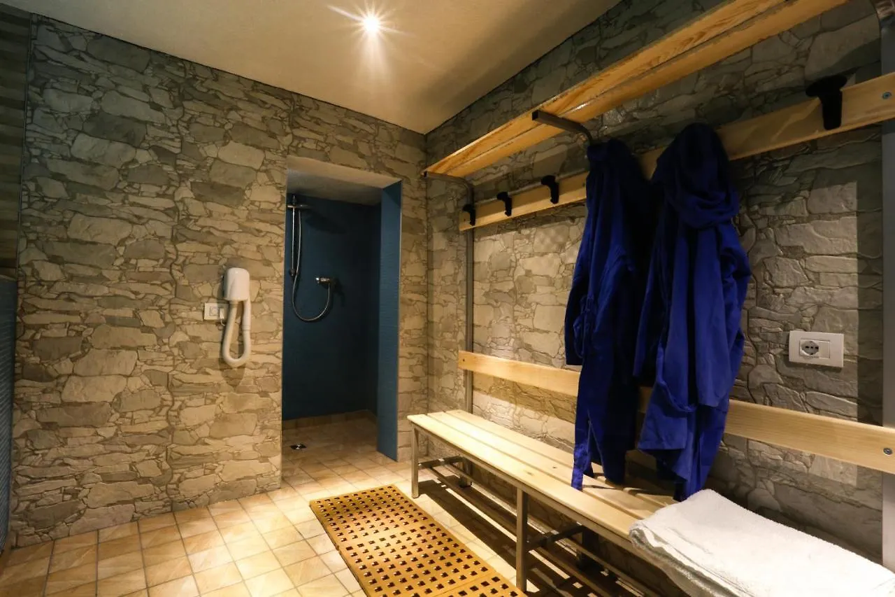 Castello Di Marano Sul Panaro - Room & Breakfast